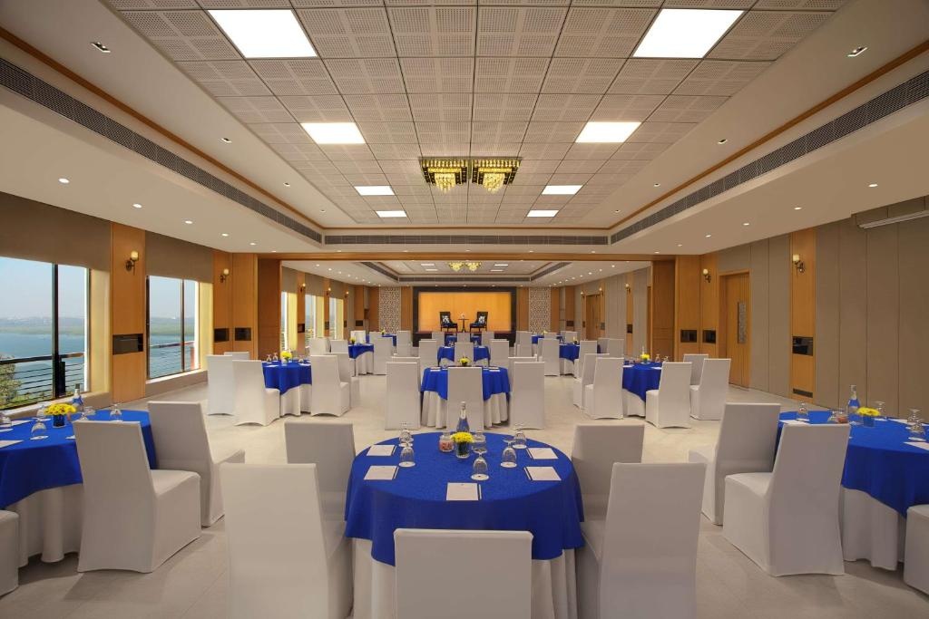 DoubleTree By Hilton Goa Panaji  Facilities  Meeting Room Ballrooms 16