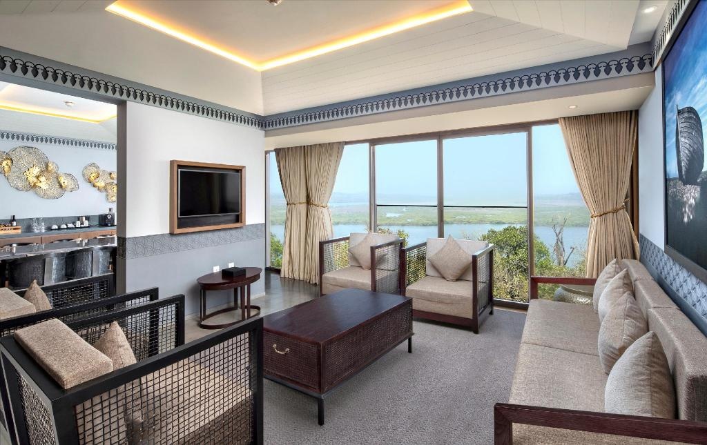 DoubleTree By Hilton Goa Panaji  Rooms  Premium Suite River View With Balcony View 10