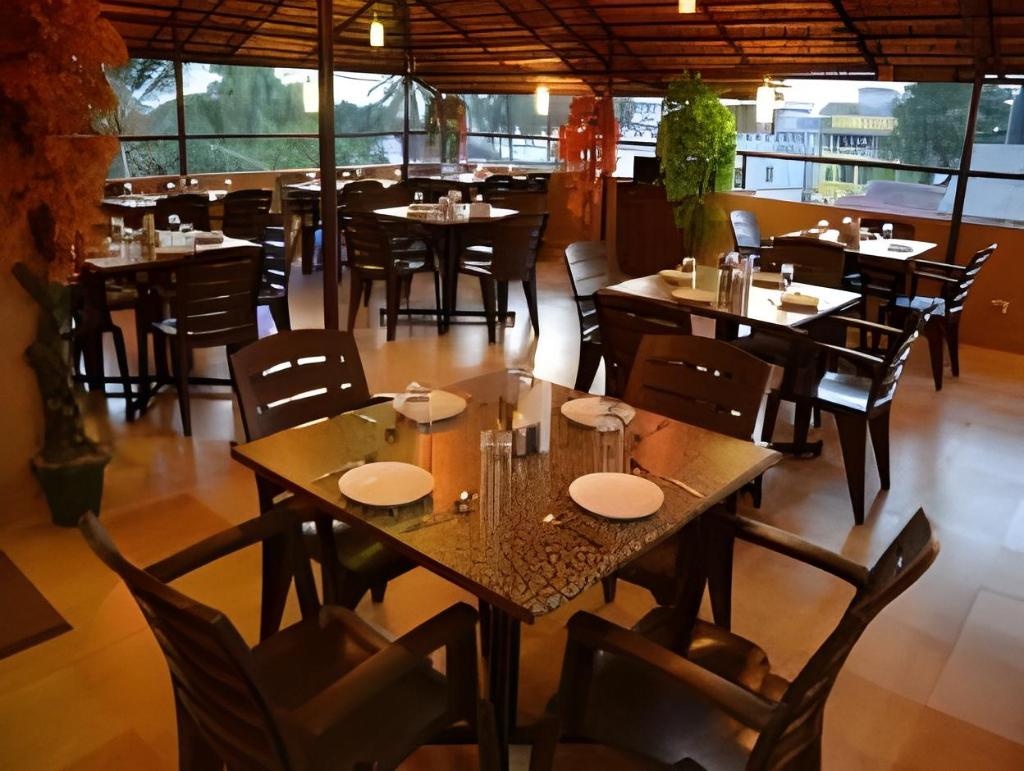 Hotel Ashirwad  Dining  Restaurant 1