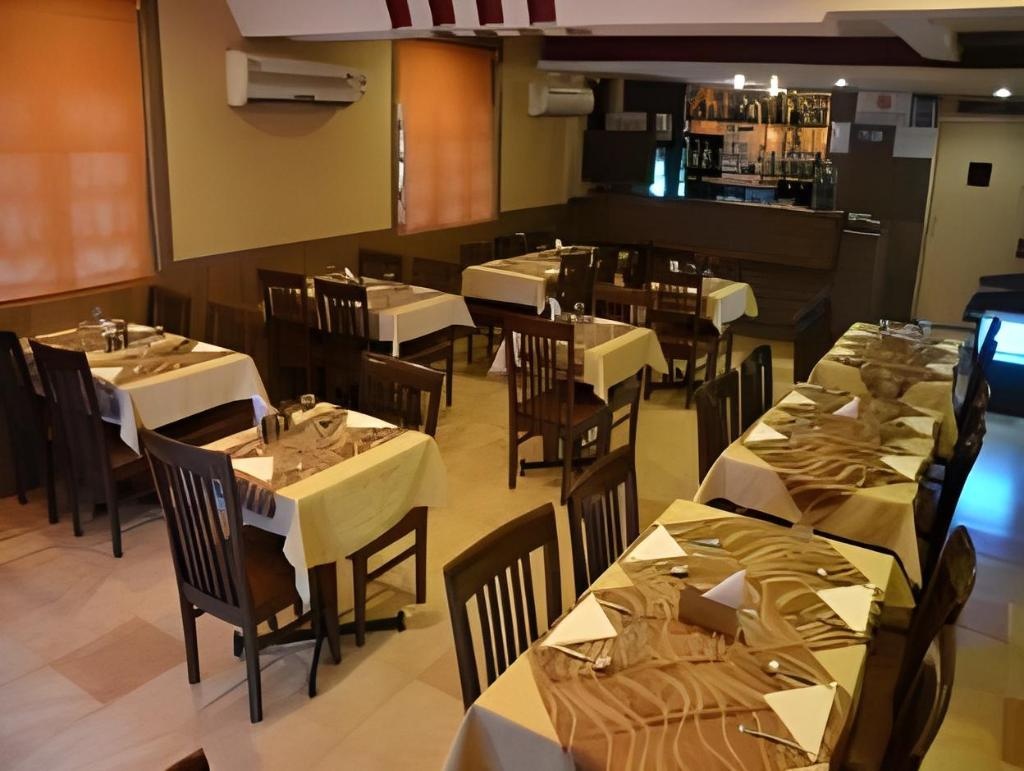 Hotel Ashirwad  Dining  Restaurant 5