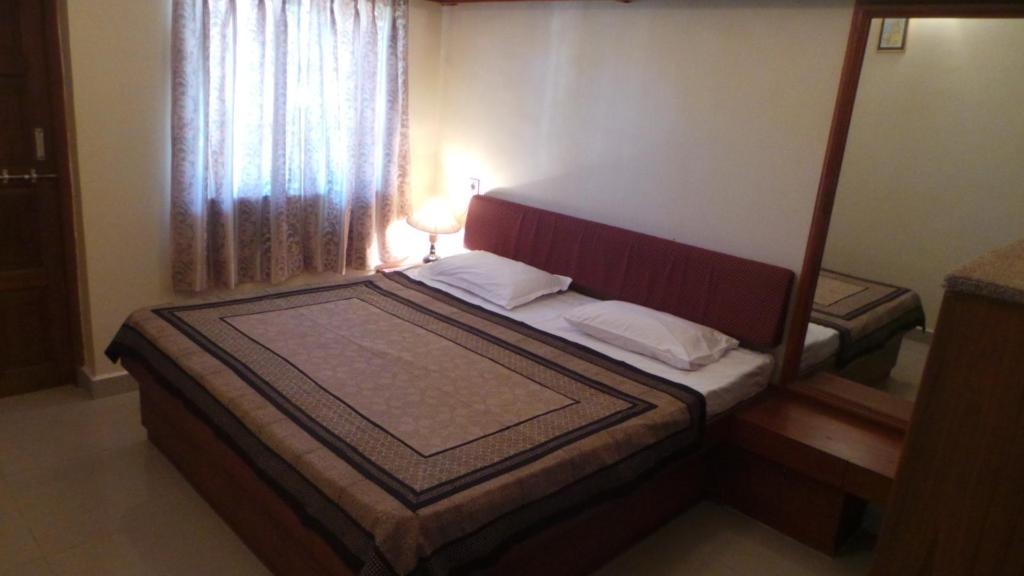 Apartment Near Beach  Facilities  Bedroom 2