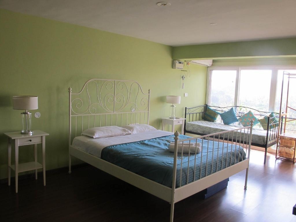 Cosy Penthouse View Studio Apt SA 22  Facilities  Bedroom 3