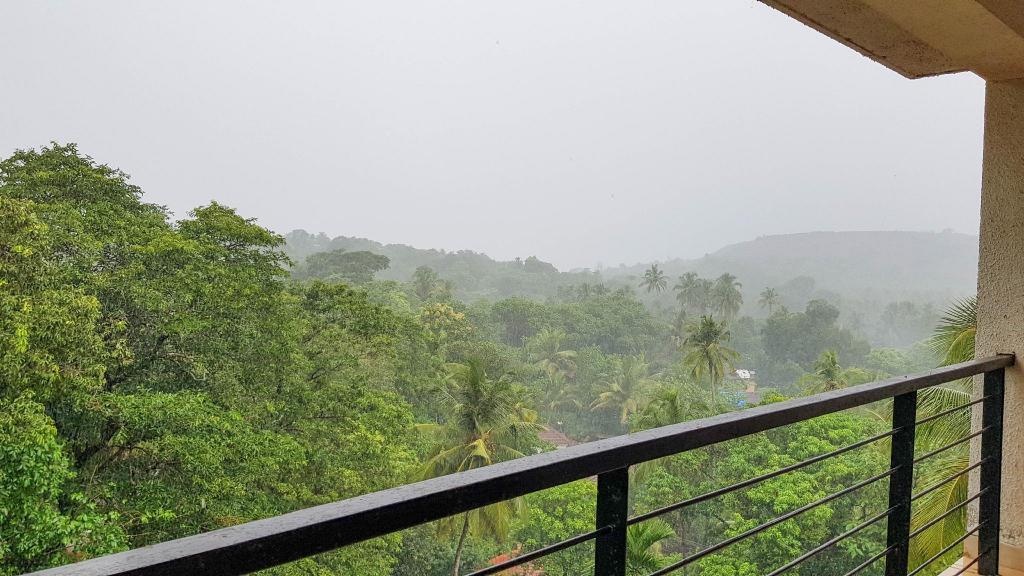 Sea View Suite 1600 Sq Ft With Pool  Property Views  View 1