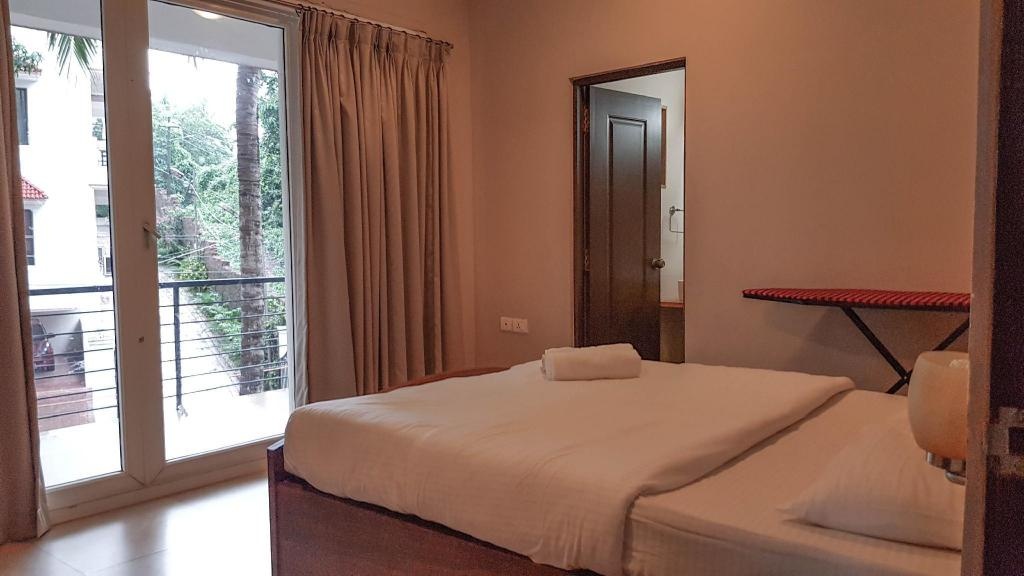 Temple View Suites With Roof Top Pool  Facilities  Bedroom 3