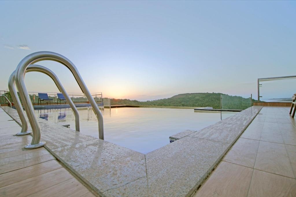 Nature View Suites With Roof Top Pool  Facilities  Swimming Pool Outdoor 5