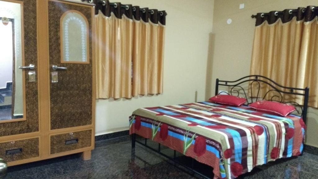 Bhagwati Guest House  Rooms  Rooms Image 3 3