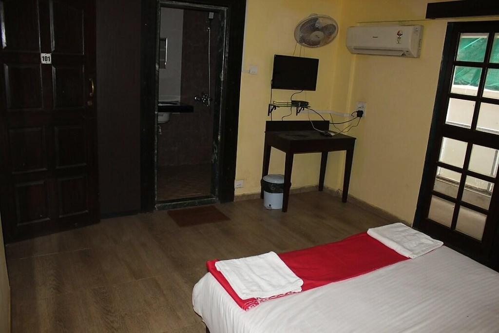 Smiley Hotel De Sai Palace  Rooms  Rooms Image 16 16
