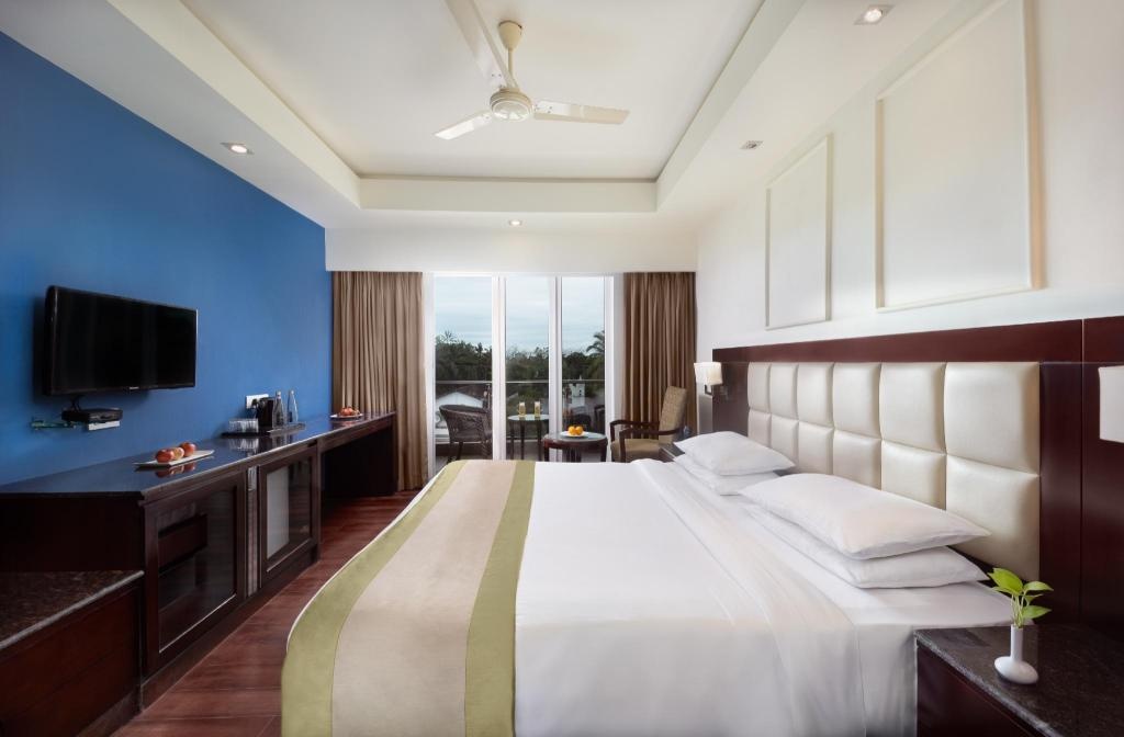 The Acacia Hotel And Spa Goa  Rooms  Superior Room Bedroom 1