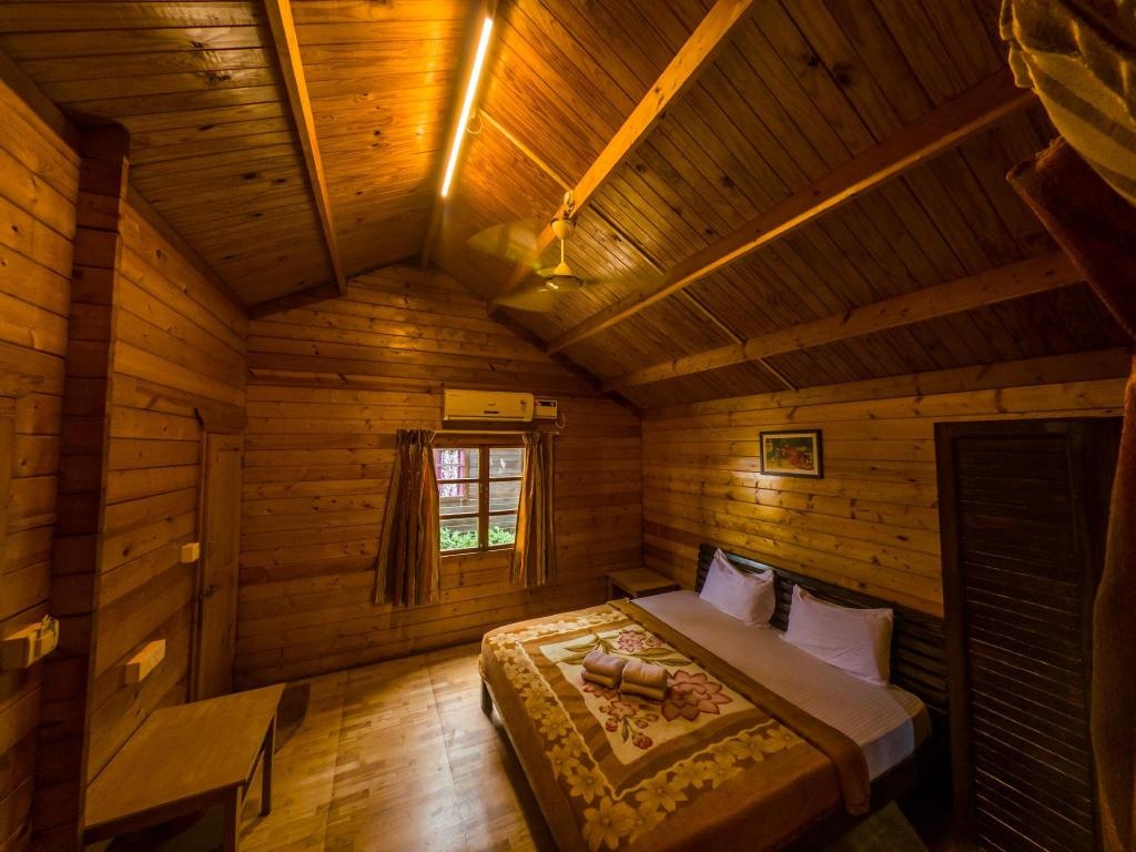 Vista Praia Cottages  Rooms  Standard Cottage Bedroom 15