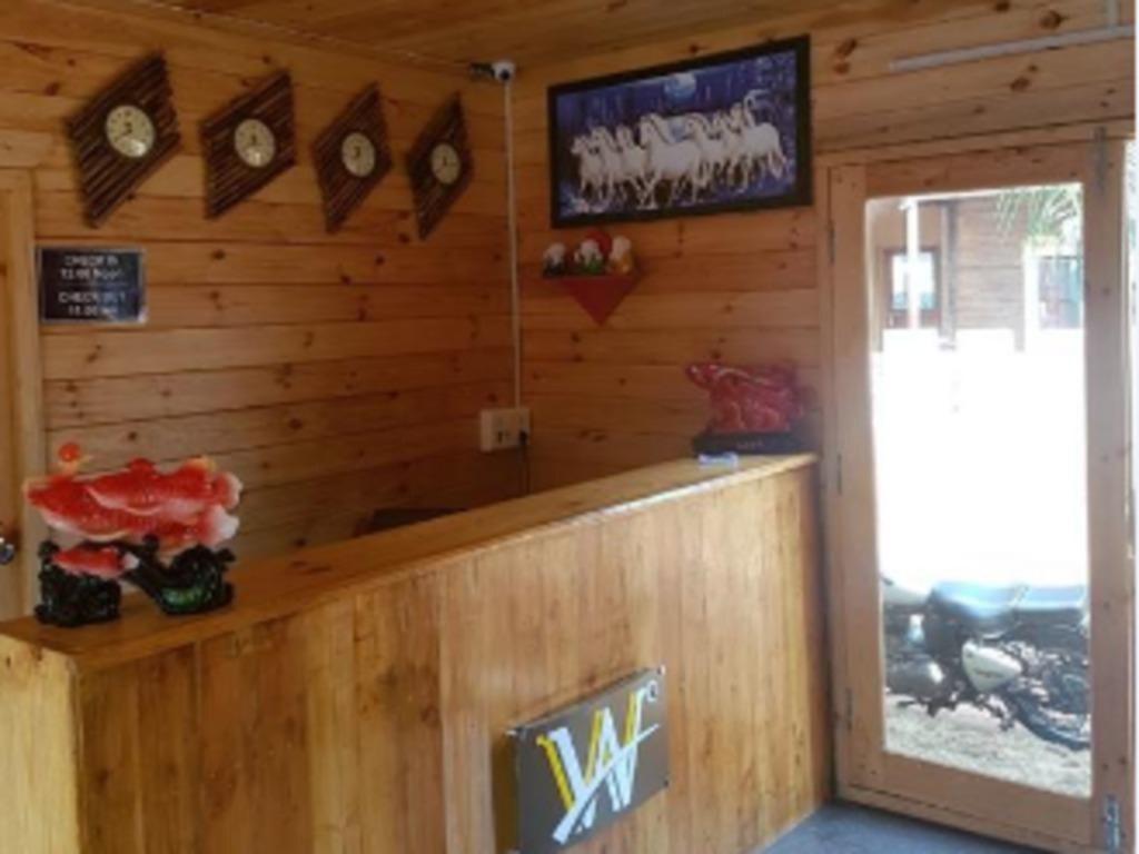 WENZET COTTAGES  Property Views  Reception 5