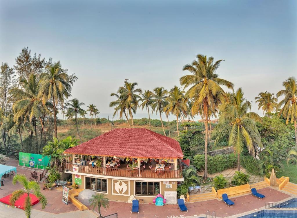 Club Mahindra Acacia Palms  Dining  Restaurant 10