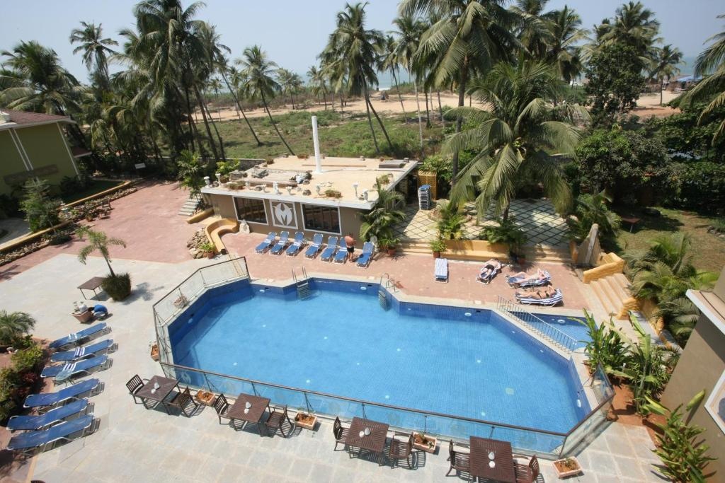 Club Mahindra Acacia Palms  Facilities  Swimming Pool 4