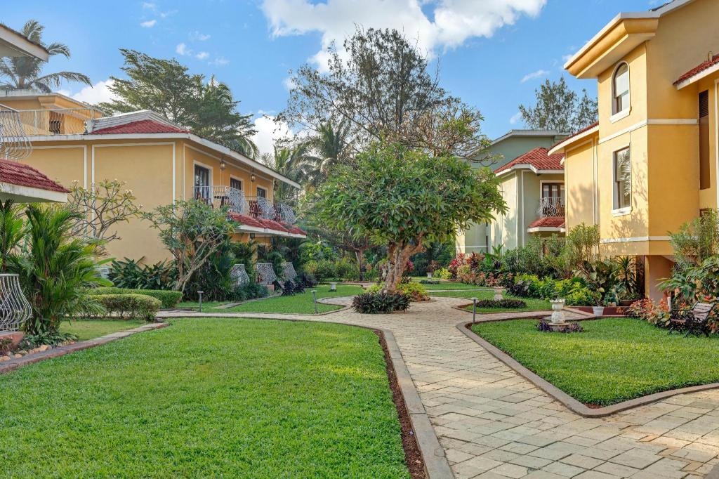 Club Mahindra Acacia Palms  Property Views  Exterior View 5
