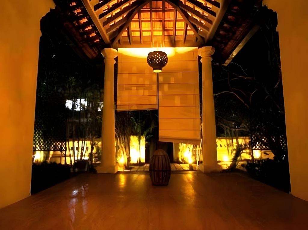 Shunya Noi Varo Villa  Property Views  Entrance 2