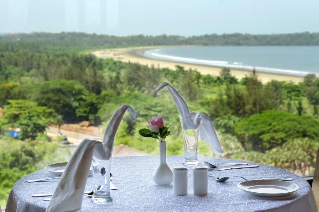 Varanda Do Mar Hotel  Facilities  Balconyterrace 1