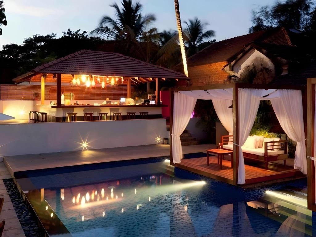 SinQ Party Hotel No Male Stags Allowed  Property Views  Exterior View 4