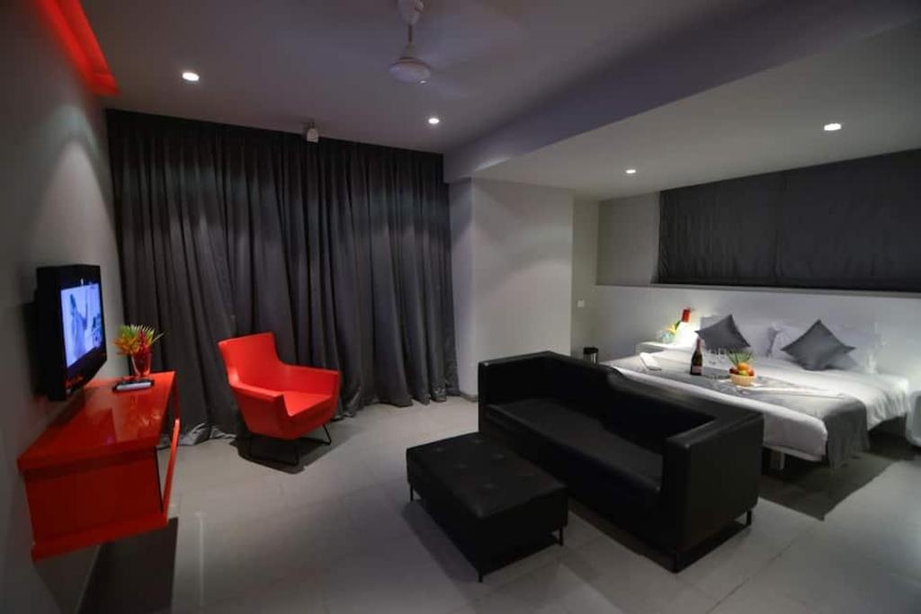 SinQ Party Hotel No Male Stags Allowed  Rooms  Rooms Image 13 13