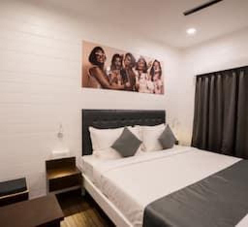 SinQ Party Hotel No Male Stags Allowed  Rooms  Rooms Image 14 14