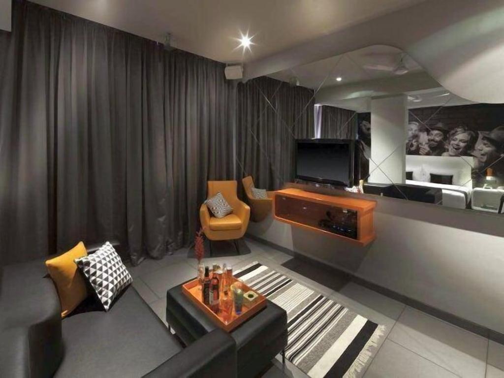 SinQ Party Hotel No Male Stags Allowed  Rooms  Rooms Image 5 5