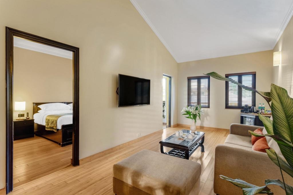 Casa De Goa Boutique Resort  Rooms  Suite Room With Bathtub Separate Living Room 2