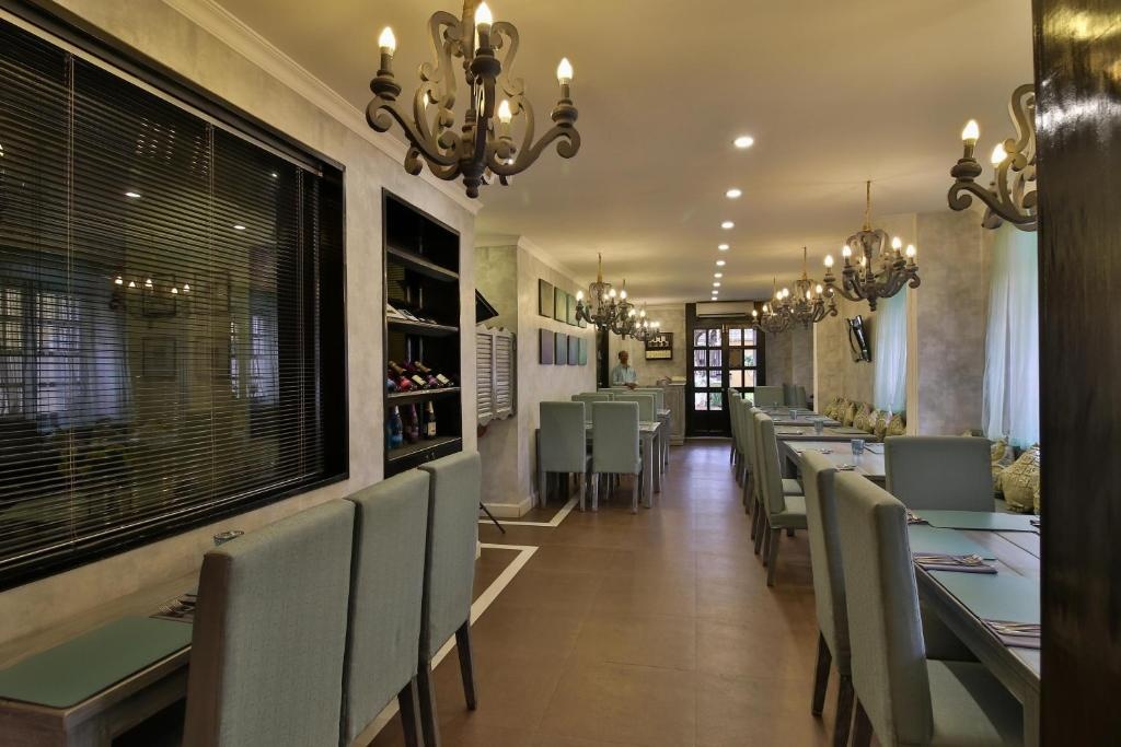 Amtays Trails La Maison Fontainhas  Dining  Restaurant 1