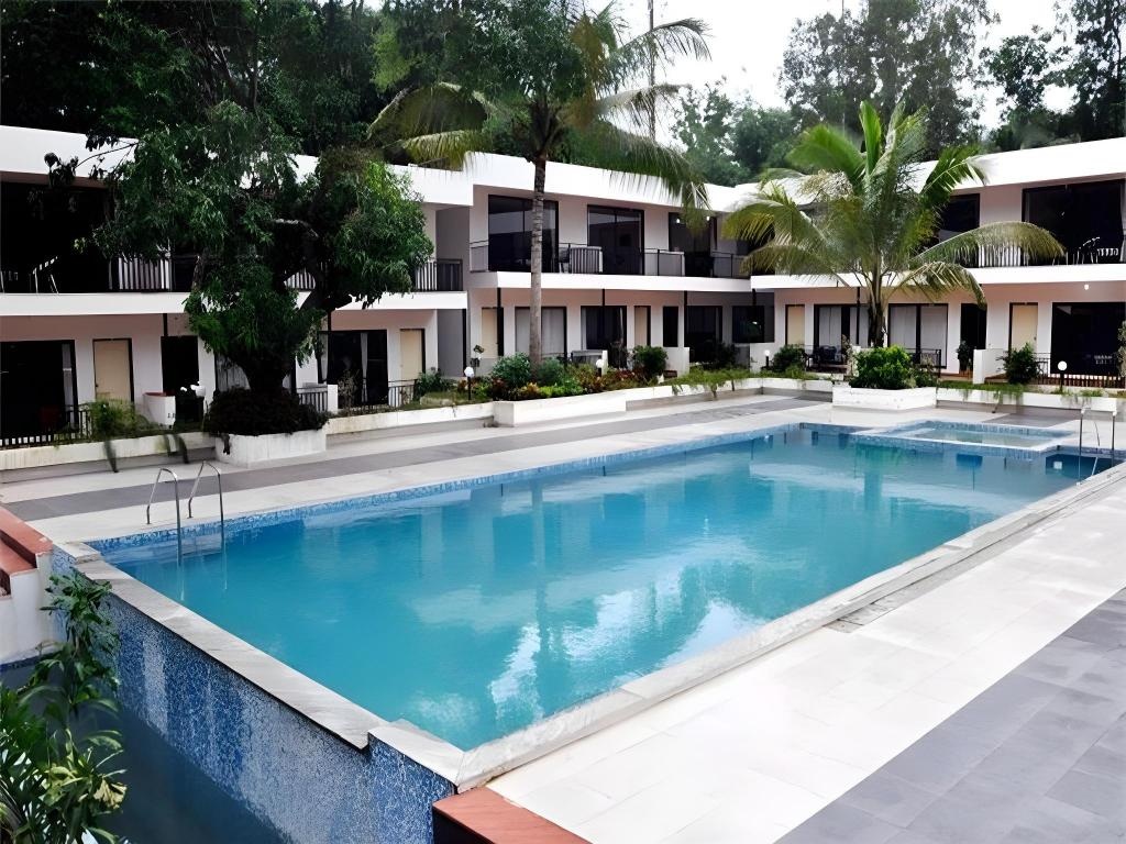 The Ocean Pearl Escape Hotel  Facilities  Swimming Pool 3