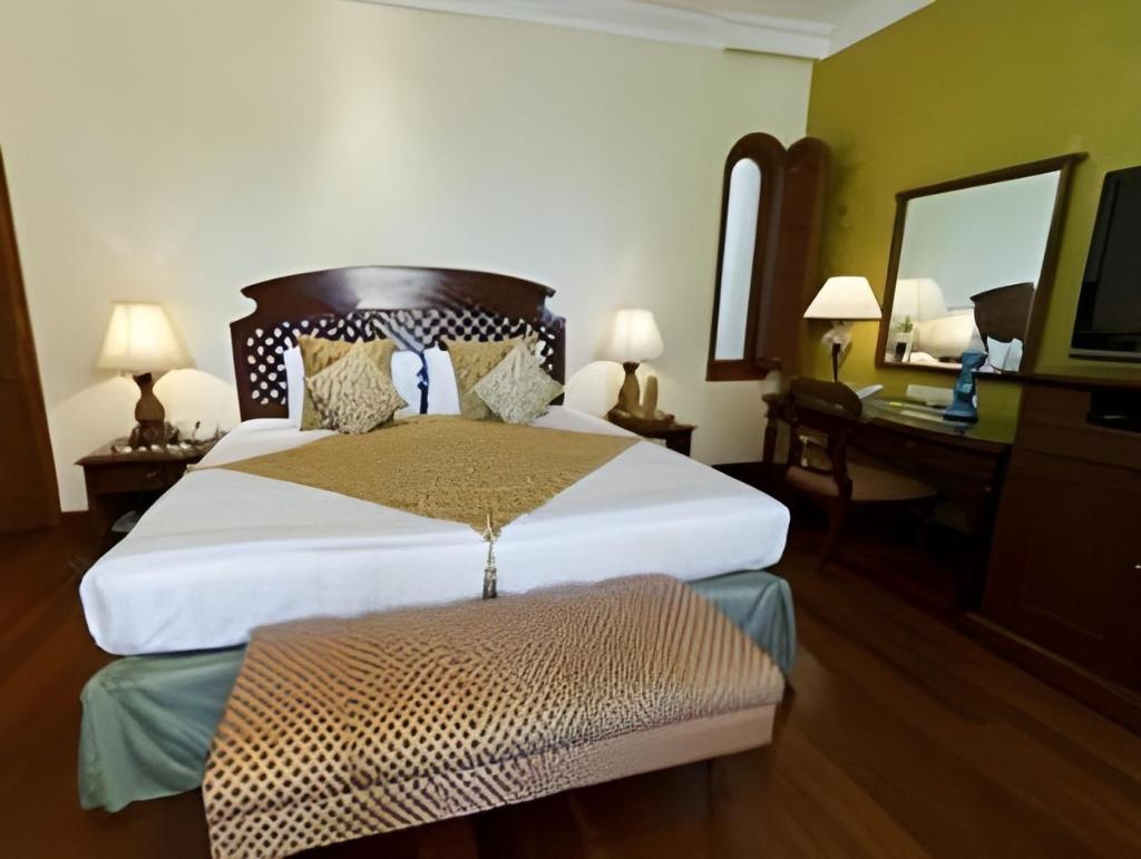 Taj Exotica Resort Spa Goa  Rooms  Presidential Suite Guestroom 52