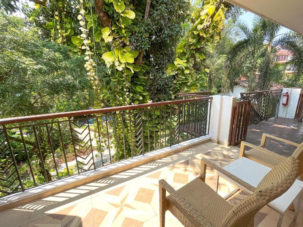 Acron Waterfront Resort  Facilities  Balconyterrace 23