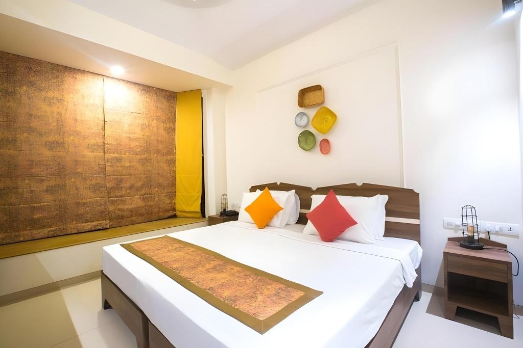 Acron Waterfront Resort  Rooms  Rooms Image 8 8
