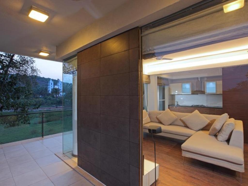The Golden Pearl Calem Grove Hotel  Property Views  Exterior View 4