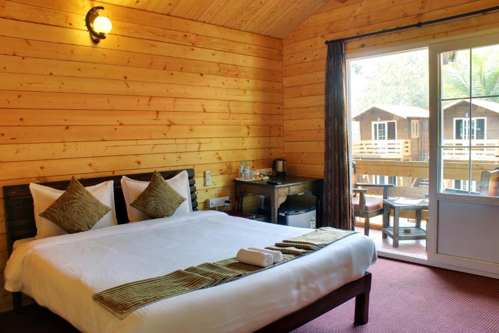 La Vie Woods Resort No Stags Allowed  Rooms  Rooms Image 2 2