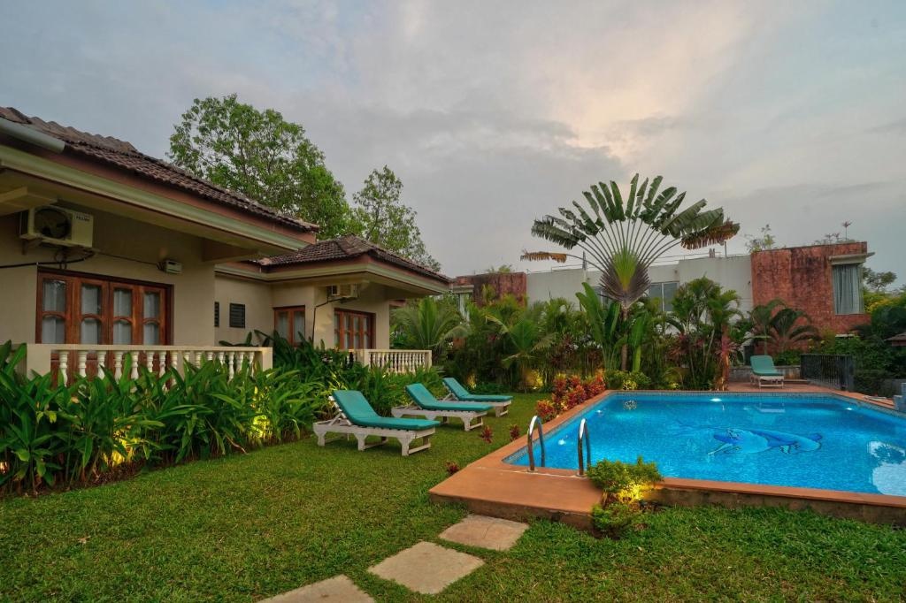 Casa De Royale Resort  Facilities  Swimming Pool 7