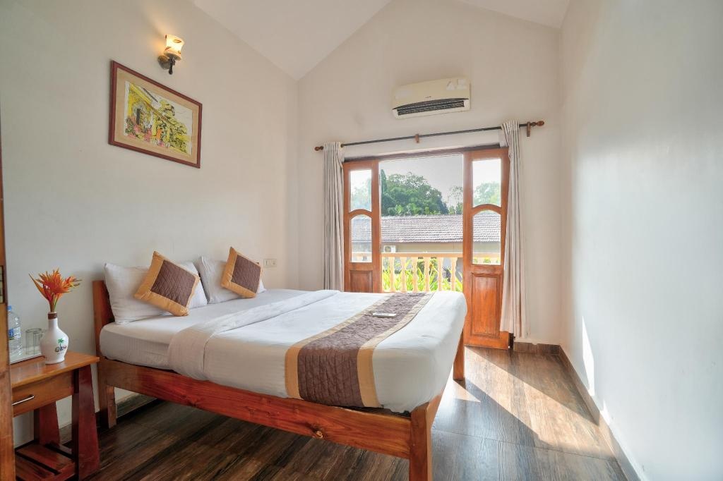 Casa De Royale Resort  Rooms  Garden Suite Bedroom 1