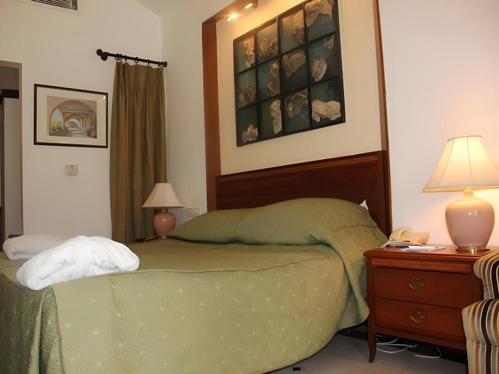 Majorda Beach Resort  Rooms  Cottage Hot Deal 4