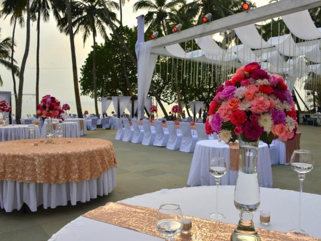 Bay15 Resort  Dining  Food And Beverages 9