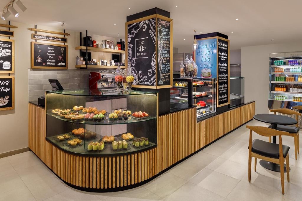 Goa Marriott Resort Spa  Dining  Food And Beverages 11