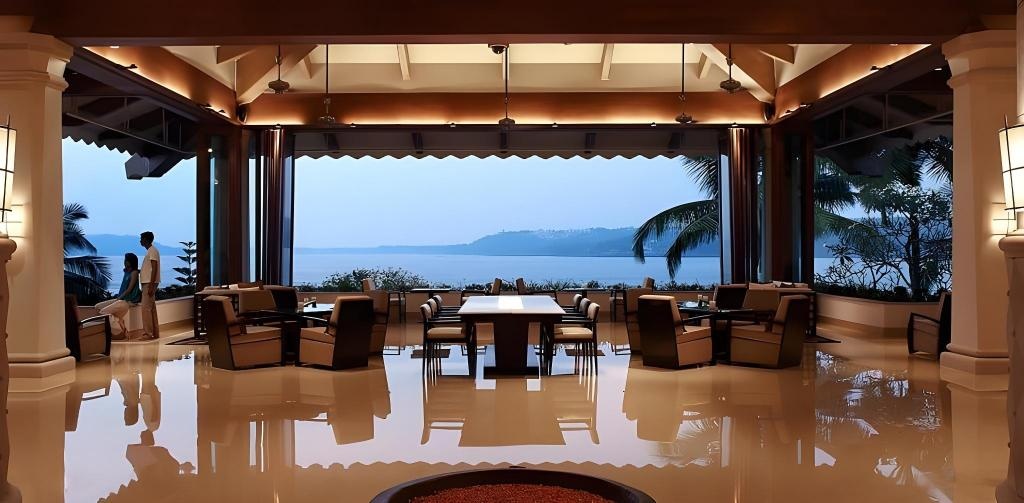 Goa Marriott Resort Spa  Dining  Dining Image 1 1