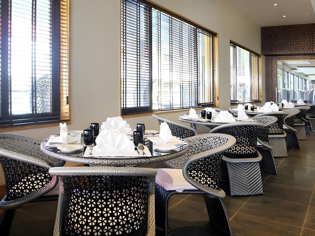Planet Hollywood Beach Resort Goa  Dining  Restaurant 12