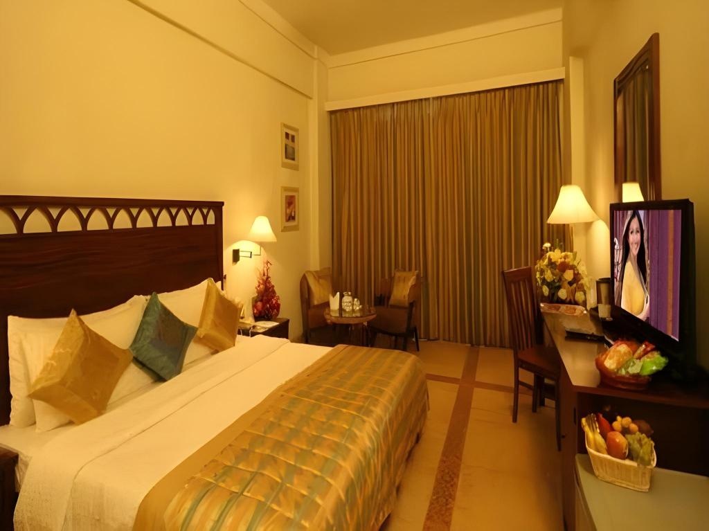 Neelams The Grand Hotel  Rooms  Rooms Image 33 33