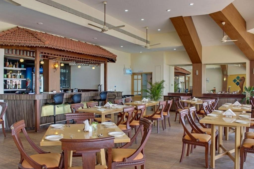 Longuinhos Beach Resort  Dining  Dining Image 2 2