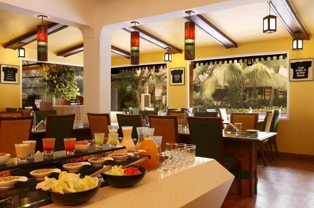 Lemon Tree Amarante Beach Resort  Facilities  Barlounge 2