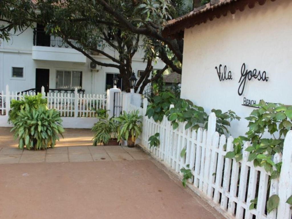 Vila Goesa On The Beach Resort  Property Views  Entrance 14