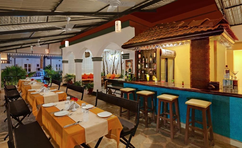 Santiago Beach Resort  Dining  Restaurant 5