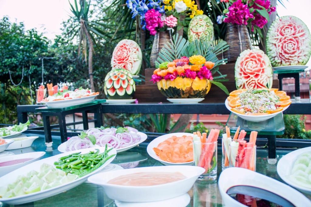 Pride Sun Village Resort And Spa  Dining  Food And Beverages 14
