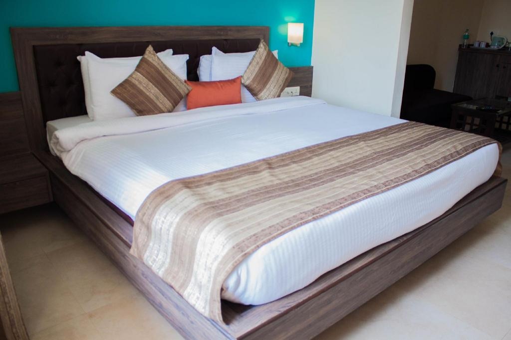 Pride Sun Village Resort And Spa  Rooms  Rooms Image 11 11