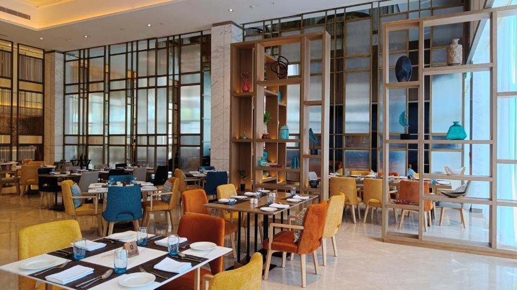 Holiday Inn Lucknow Airport By IHG  Dining  Food And Beverages 9