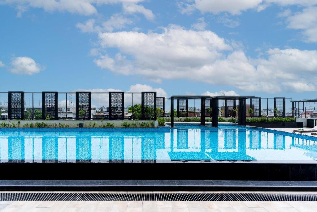 Holiday Inn Lucknow Airport By IHG  Facilities  Swimming Pool 6