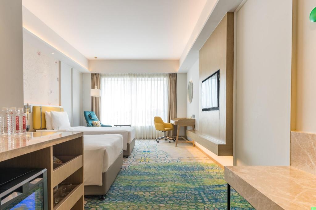Holiday Inn Lucknow Airport By IHG  Rooms  2 Twin Standard Room Plan 7