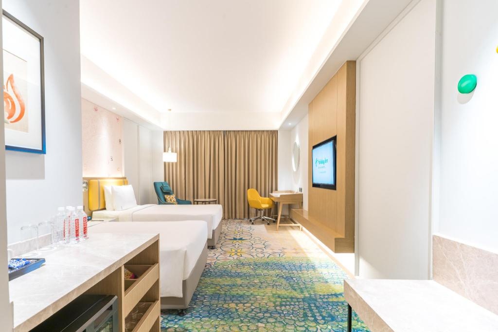 Holiday Inn Lucknow Airport By IHG  Rooms  2 Twin Standard Smoking Room Plan 20