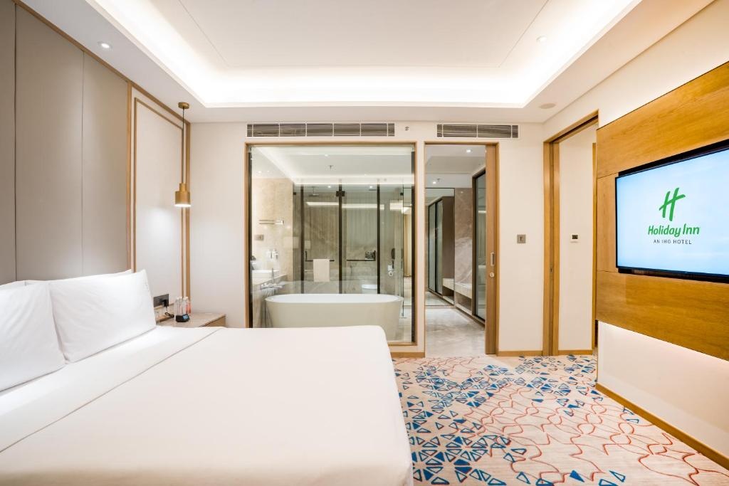 Holiday Inn Lucknow Airport By IHG  Rooms  Rooms Image 24 24